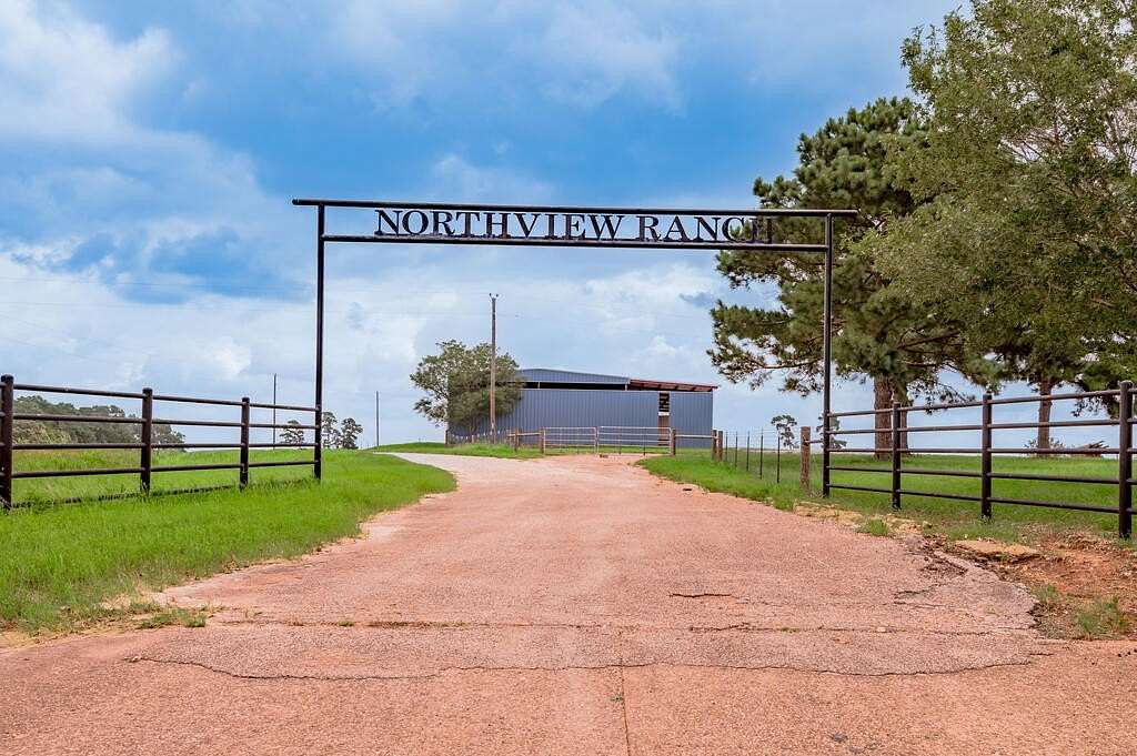 10 Acres of Land for Sale in Crockett, Texas