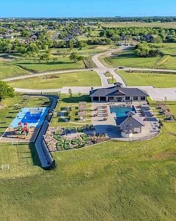 1.18 Acres of Residential Land for Sale in Oak Leaf, Texas