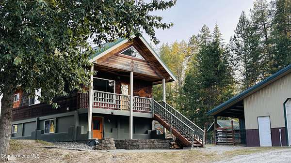 6 Acres of Land with Home for Sale in Sandpoint, Idaho