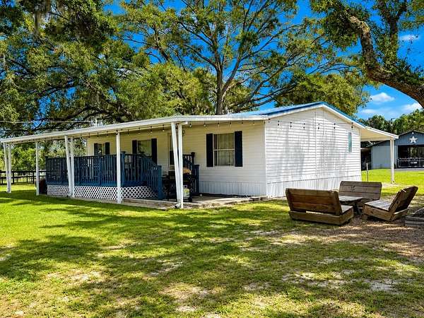 2.4 Acres of Land with Home for Lease in Ocala, Florida