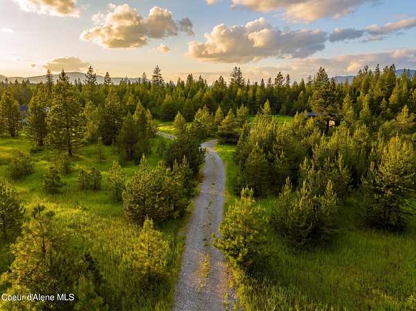 5 Acres of Residential Land for Sale in Spirit Lake, Idaho