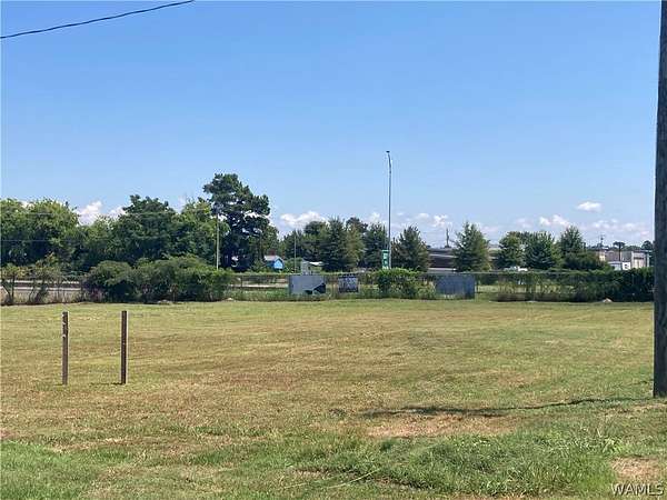0.4 Acres of Commercial Land for Sale in Tuscaloosa, Alabama