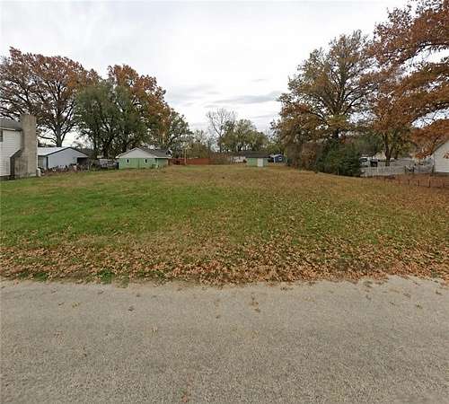 0.43 Acres of Land for Sale in Easton, Kansas