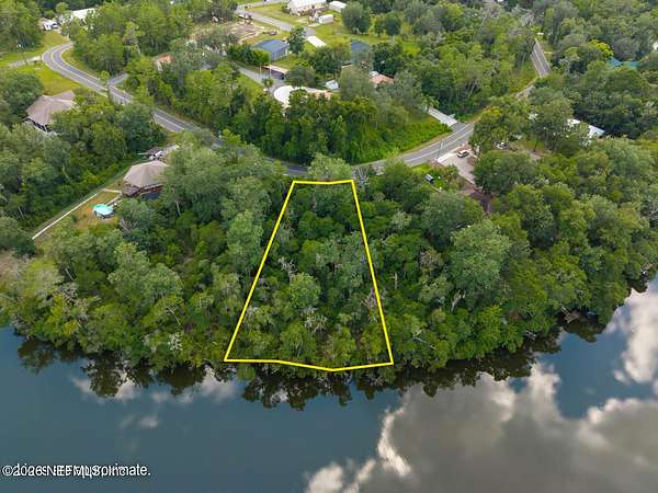 0.36 Acres of Residential Land for Sale in Satsuma, Florida