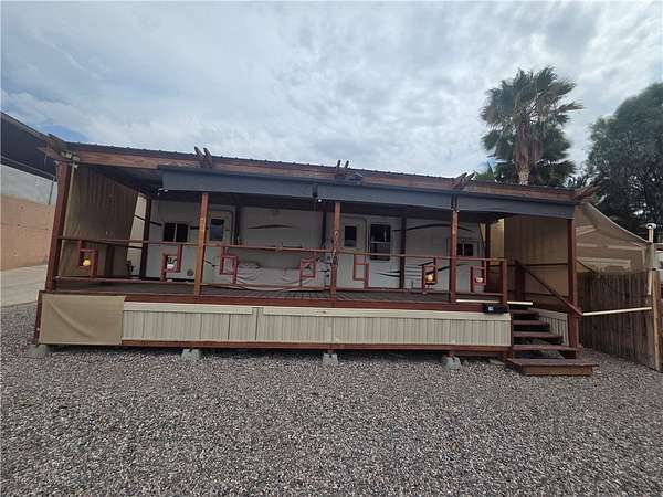 1.37 Acres of Land with Home for Sale in Bullhead City, Arizona