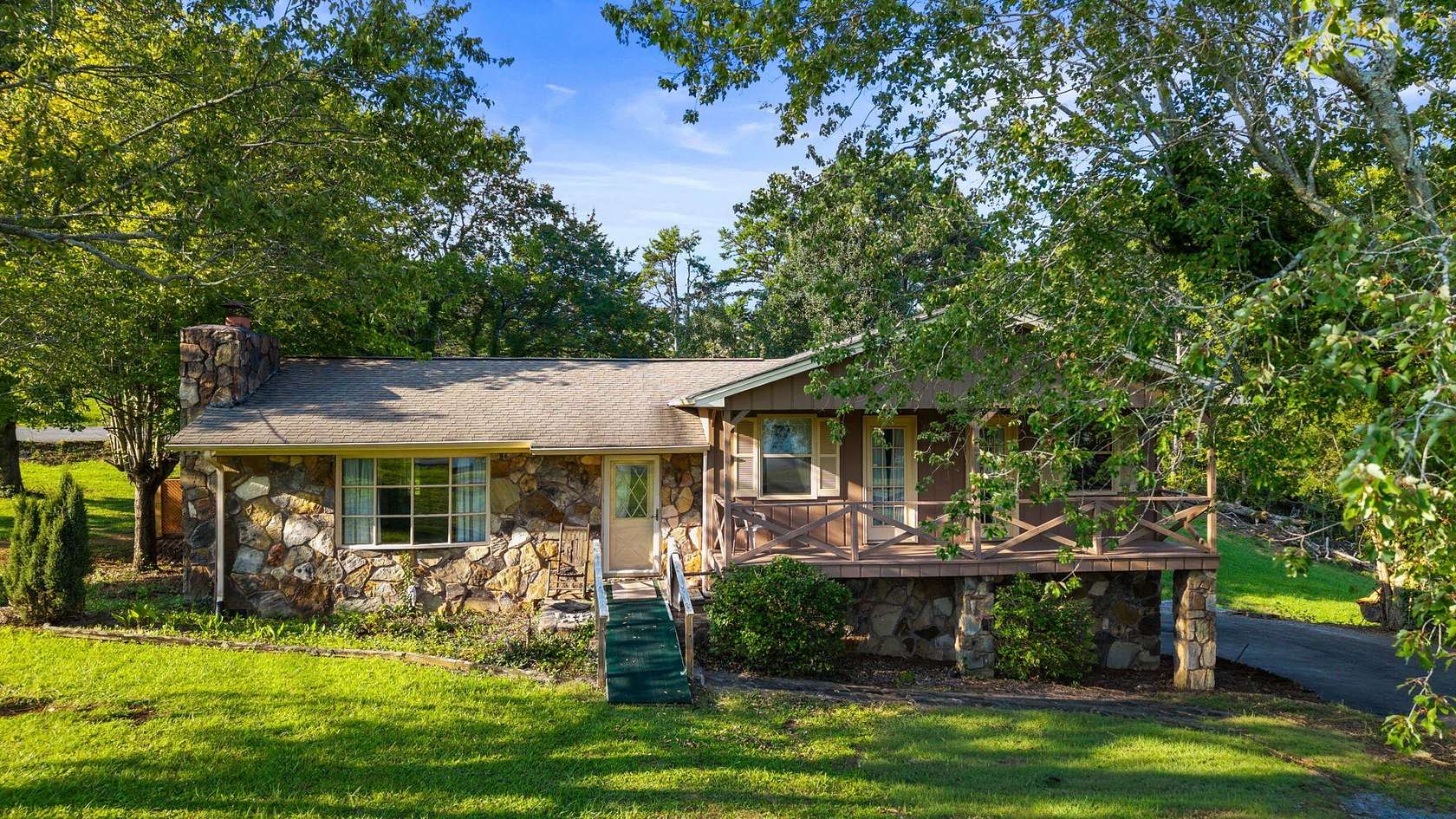 3.4 Acres of Land with Home for Sale in Cleveland, Tennessee