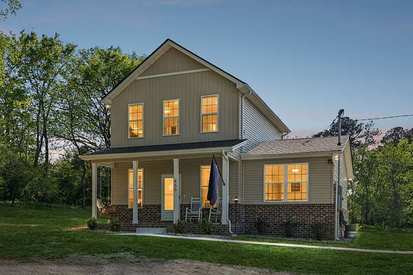 5.12 Acres of Land with Home for Sale in Columbia, Tennessee