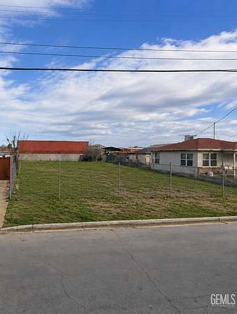 0.16 Acres of Residential Land for Sale in Bakersfield, California