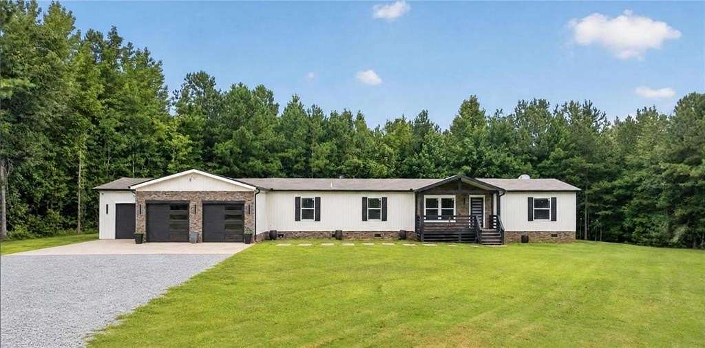 11 Acres of Land with Home for Sale in Bremen, Georgia