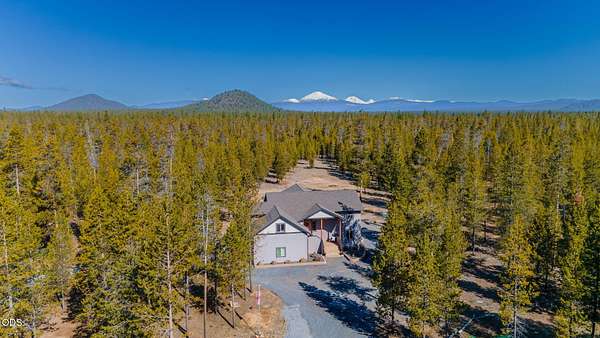 10.4 Acres of Recreational Land with Home for Sale in Bend, Oregon