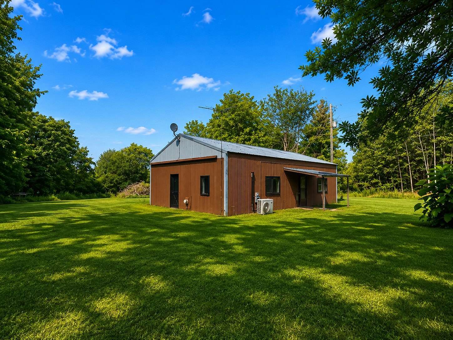 11.8 Acres of Land with Home for Sale in North Branch, Minnesota