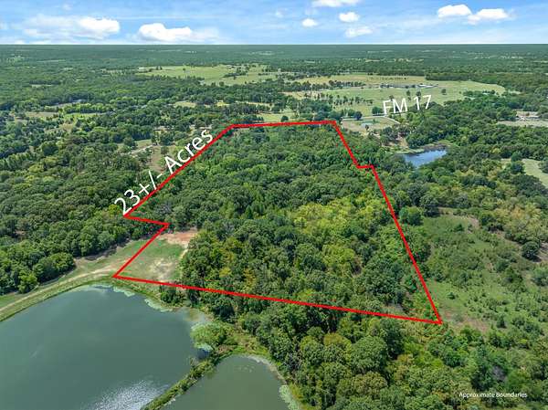 24 Acres of Recreational & Residential Land for Sale in Grand Saline, Texas