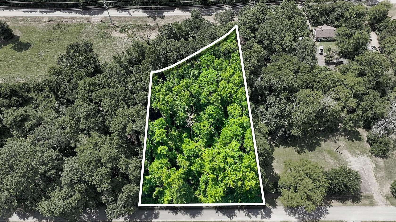 0.64 Acres of Land for Sale in Longview, Texas
