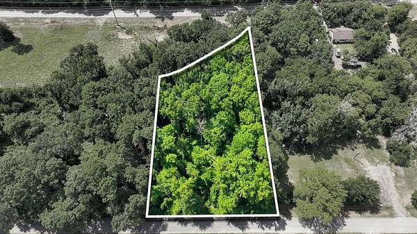 0.64 Acres of Land for Sale in Longview, Texas