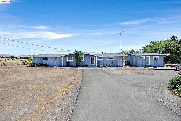 5.48 Acres of Land with Home for Sale in Livermore, California