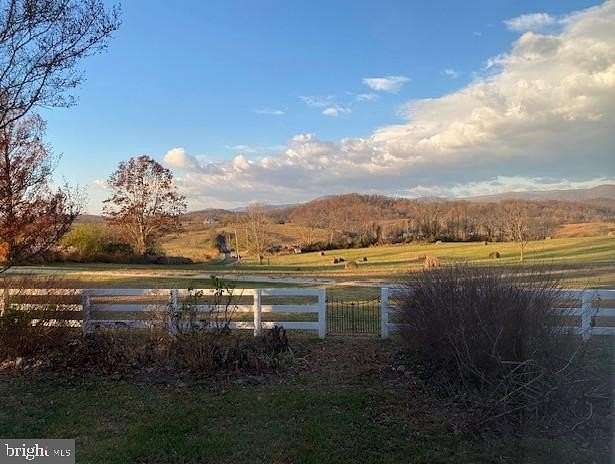 9.54 Acres of Land with Home for Lease in Woodville, Virginia