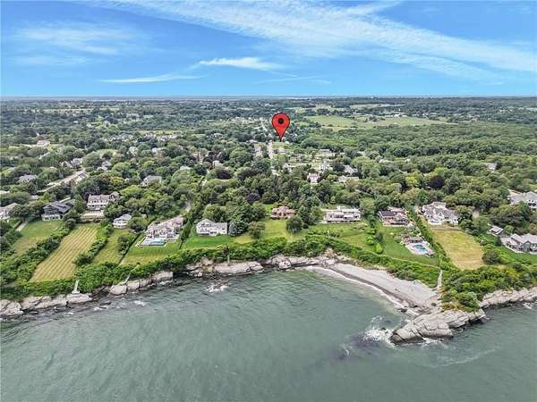 0.91 Acres of Residential Land for Sale in Portsmouth, Rhode Island