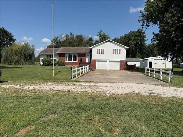 13 Acres of Land with Home for Sale in Fort Scott, Kansas