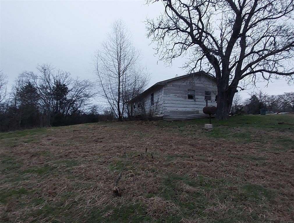 2 Acres of Land with Home for Sale in Mount Pleasant, Texas