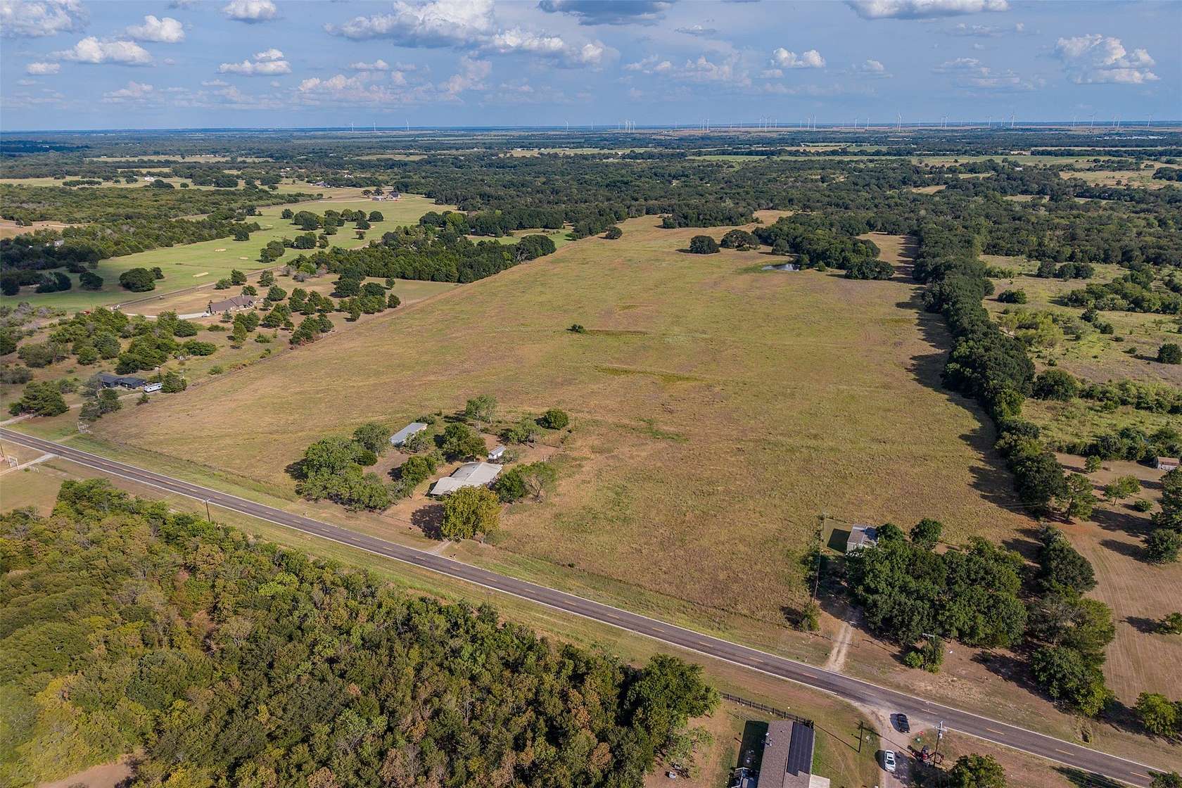 92 Acres of Land with Home for Sale in Dawson, Texas