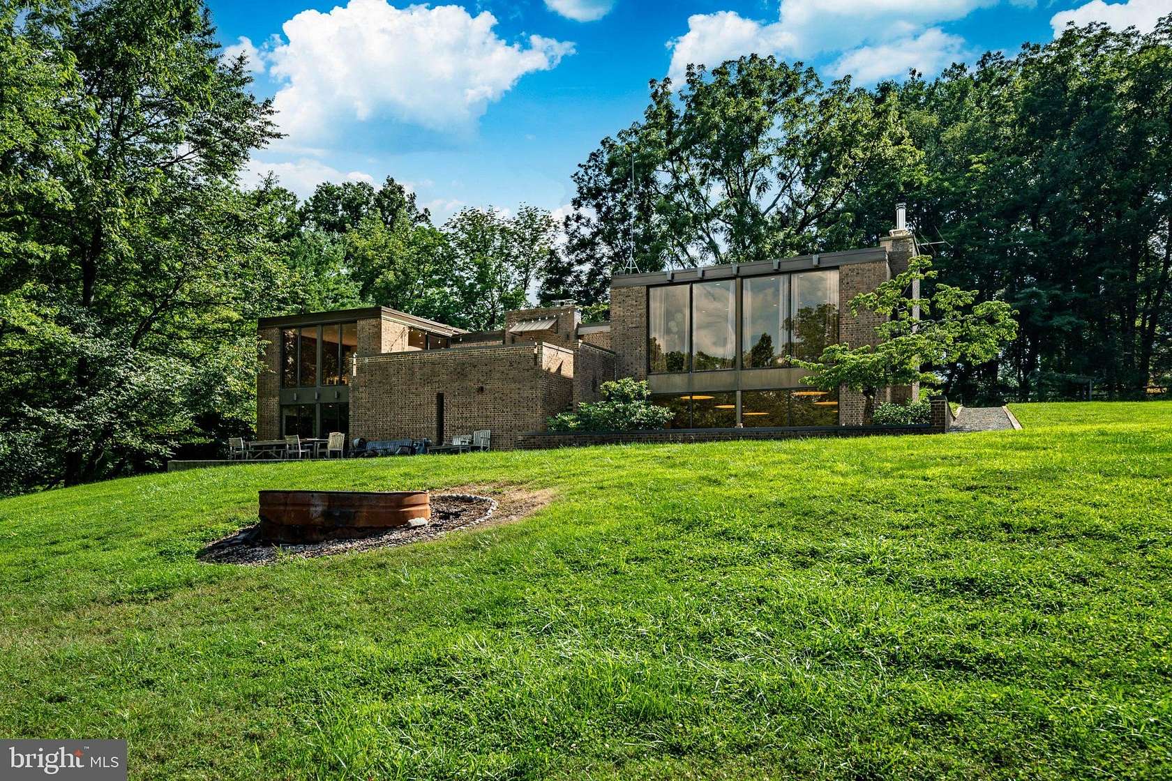 1.64 Acres of Land with Home for Sale in Newtown Square, Pennsylvania
