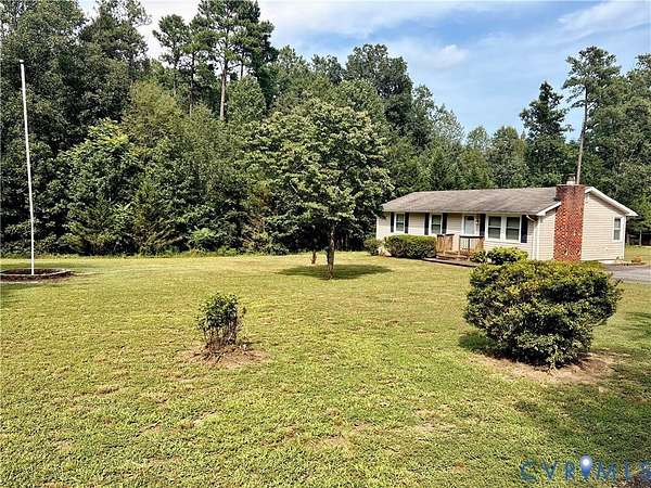 4.56 Acres of Land with Home for Sale in Beaverdam, Virginia