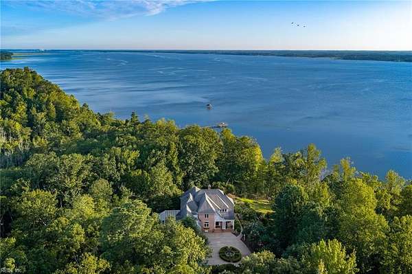 11.9 Acres of Land with Home for Sale in Williamsburg, Virginia