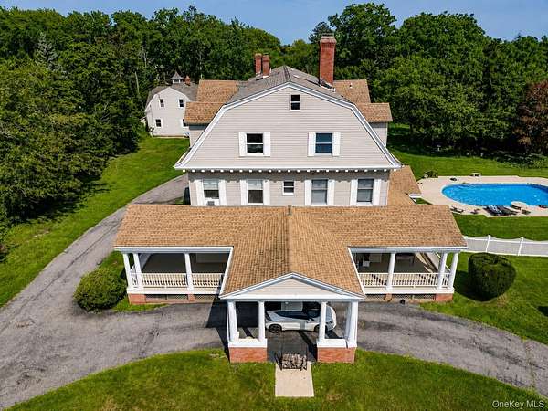 1.64 Acres of Land with Home for Sale in Bay Shore, New York