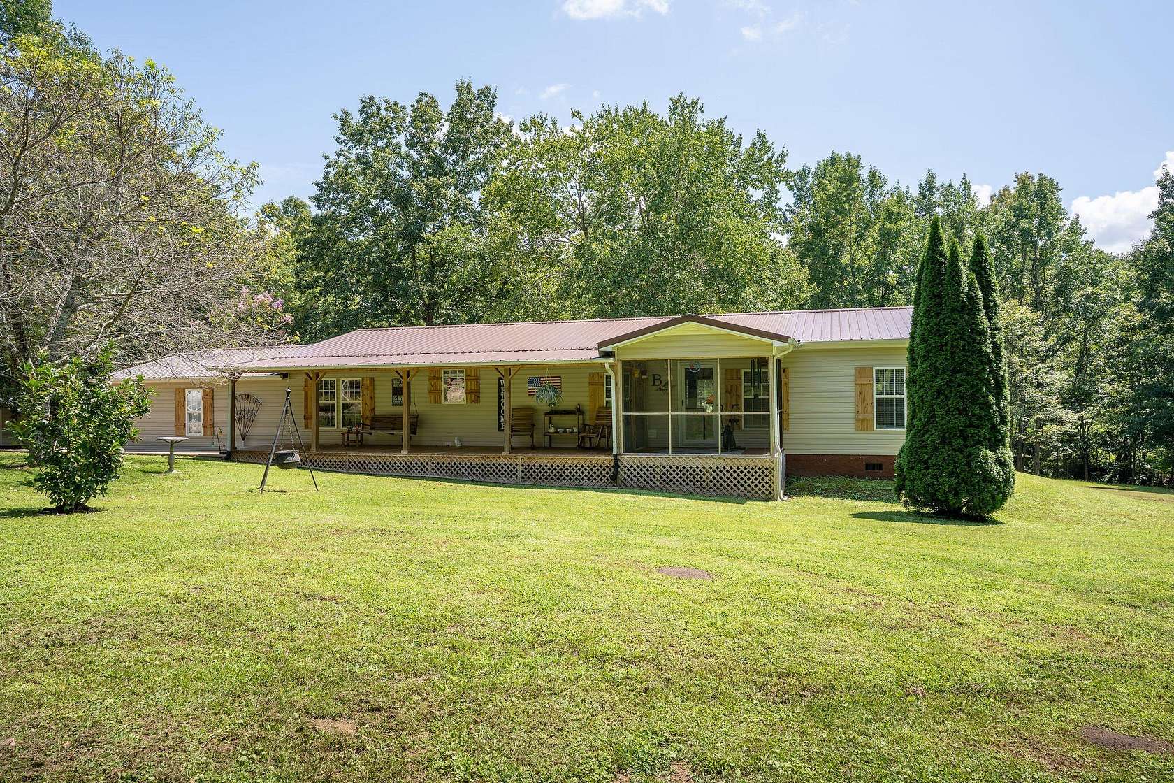 13.5 Acres of Recreational Land with Home for Sale in Flat Rock, Alabama
