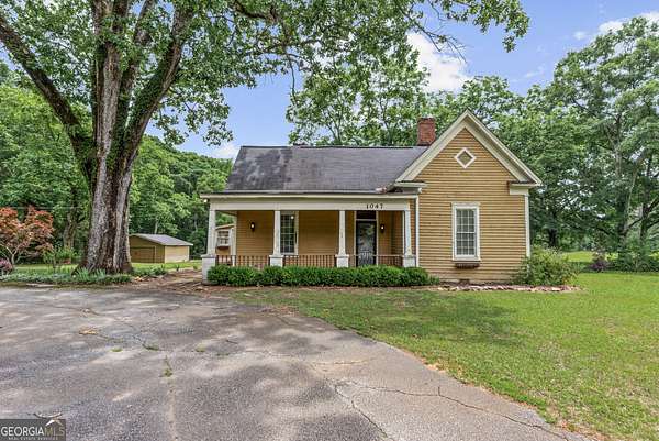 10 Acres of Land with Home for Sale in Covington, Georgia