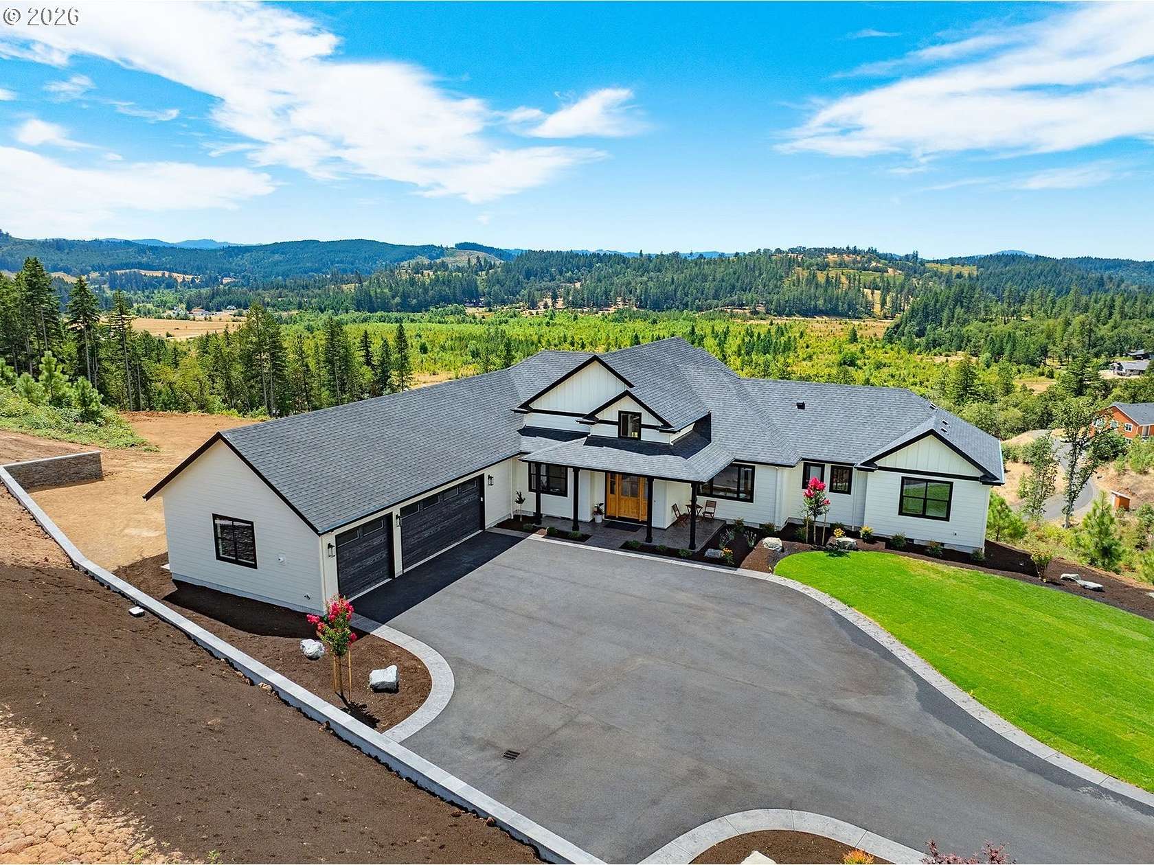 15 Acres of Land with Home for Sale in Eugene, Oregon