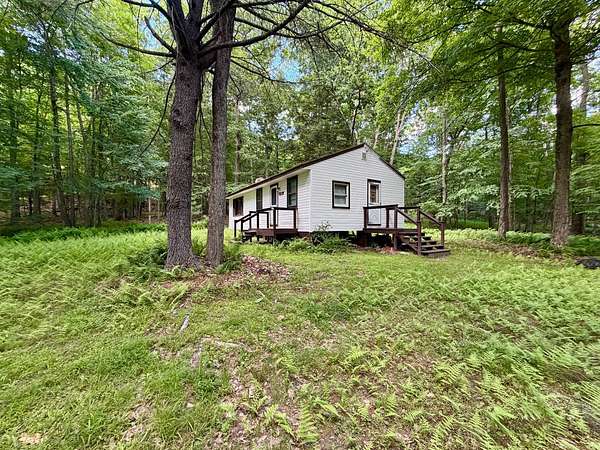 1 Acre of Residential Land for Sale in Pond Eddy, New York