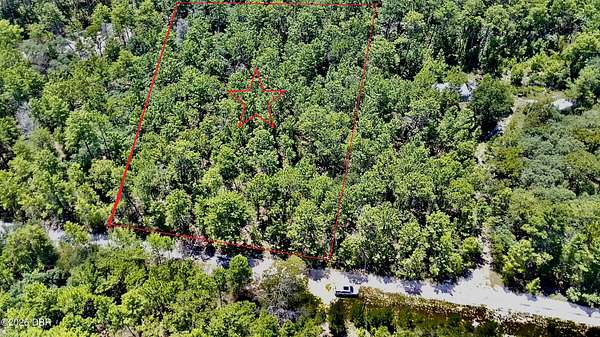 5 Acres of Land for Sale in Welaka, Florida