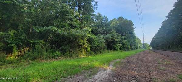 3.37 Acres of Residential Land for Sale in Chocowinity, North Carolina