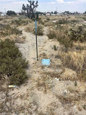 2.5 Acres of Residential Land for Sale in Phelan, California