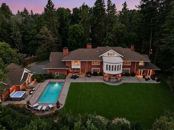 1.77 Acres of Land with Home for Sale in Spokane, Washington