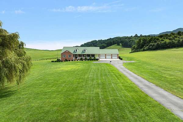 198 Acres of Land with Home for Sale in Saltville, Virginia