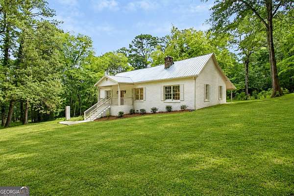 2 Acres of Land with Home for Sale in Rome, Georgia