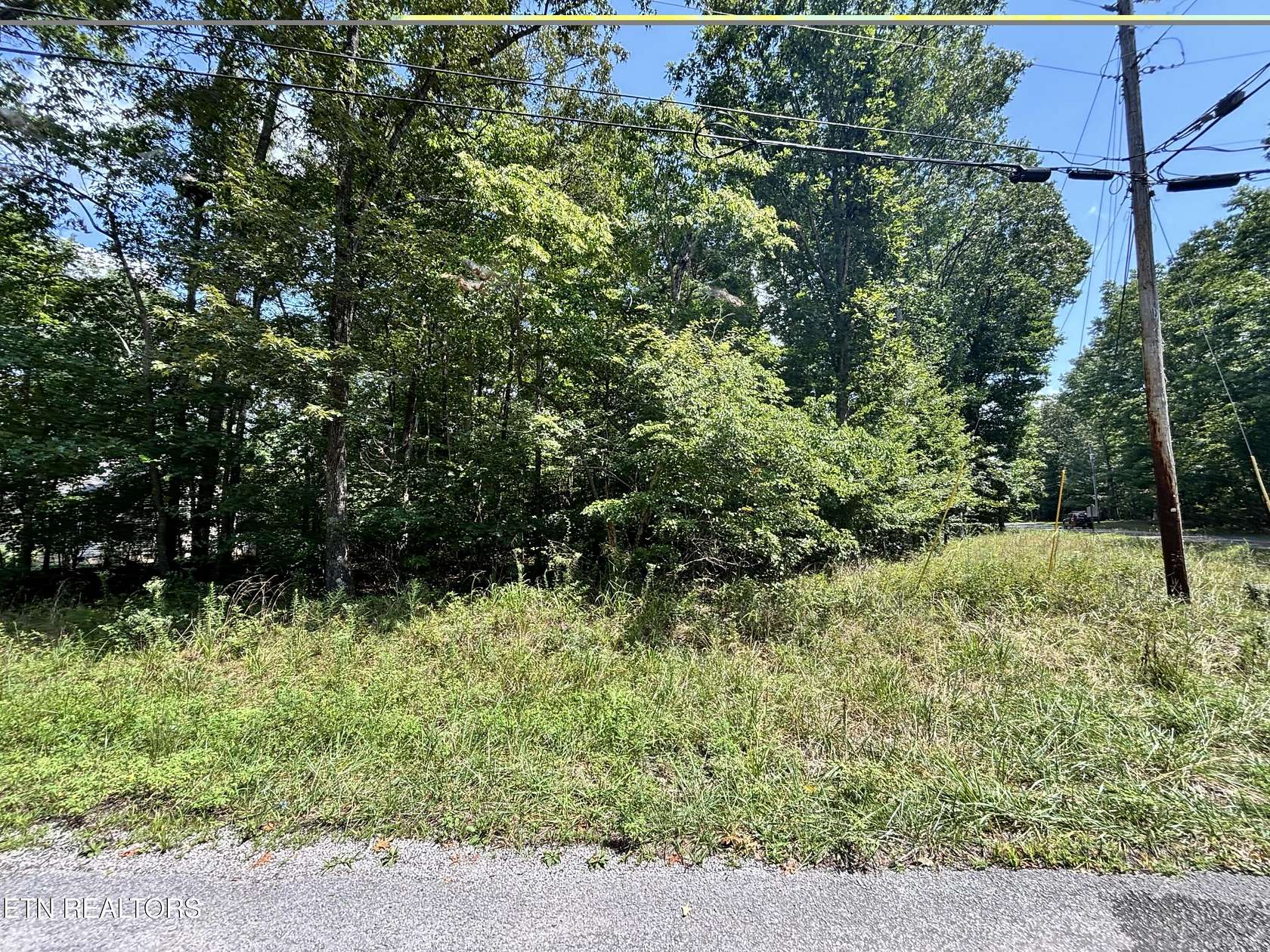 0.47 Acres of Residential Land for Sale in Crossville, Tennessee