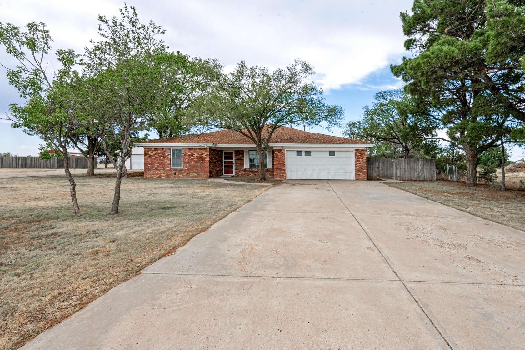 3.22 Acres of Land with Home for Sale in Amarillo, Texas