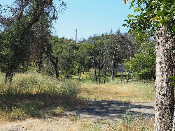 0.5 Acres of Land for Sale in Redding, California