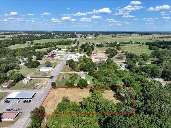 1.8 Acres of Mixed-Use Land for Sale in Kansas, Oklahoma