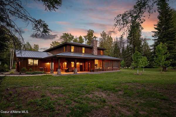 109 Acres of Recreational Land with Home for Sale in Sandpoint, Idaho