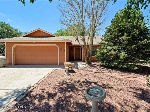 10 Acres of Land with Home for Sale in Paulden, Arizona