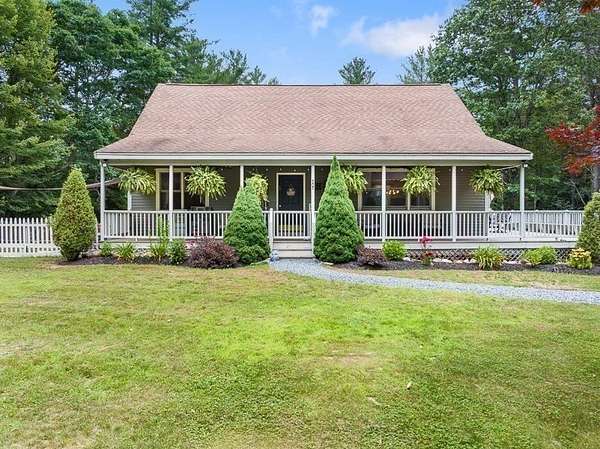 5.7 Acres of Land with Home for Sale in Rutland, Massachusetts
