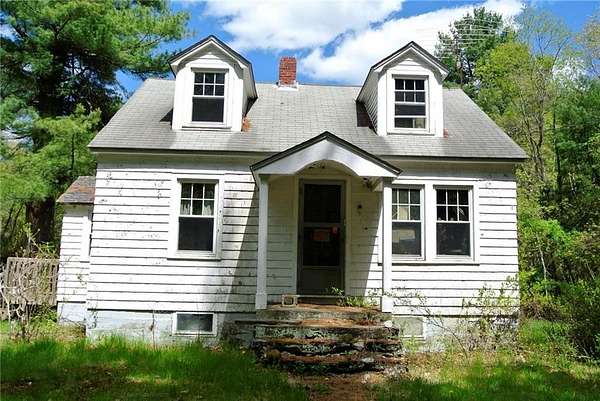 40 Acres of Recreational Land with Home for Sale in Foster, Rhode Island