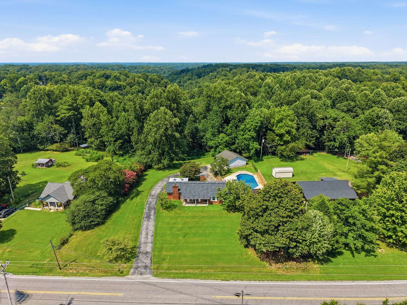 2 Acres of Land with Home for Sale in Baxter, Tennessee