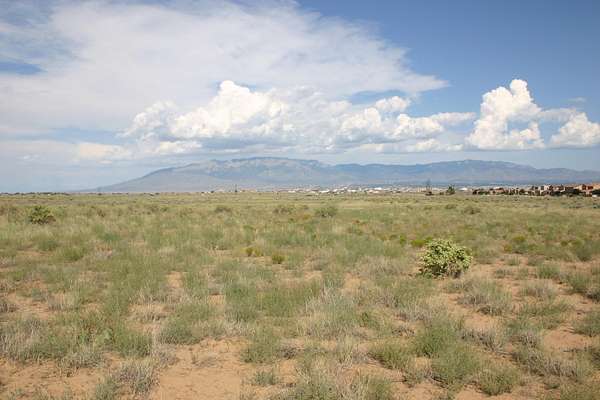 1.87 Acres of Residential Land for Sale in Albuquerque, New Mexico