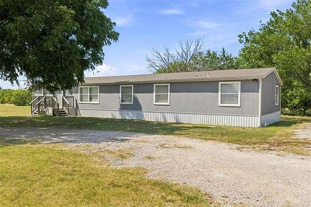 2 Acres of Land with Home for Sale in Ardmore, Oklahoma