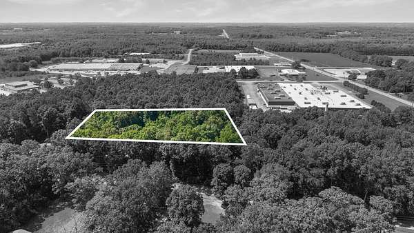 1.6 Acres of Residential Land for Sale in Paris, Tennessee